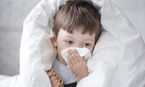 子供の咳が夜中に止まらない・寝れない時効果があった3つの対処法